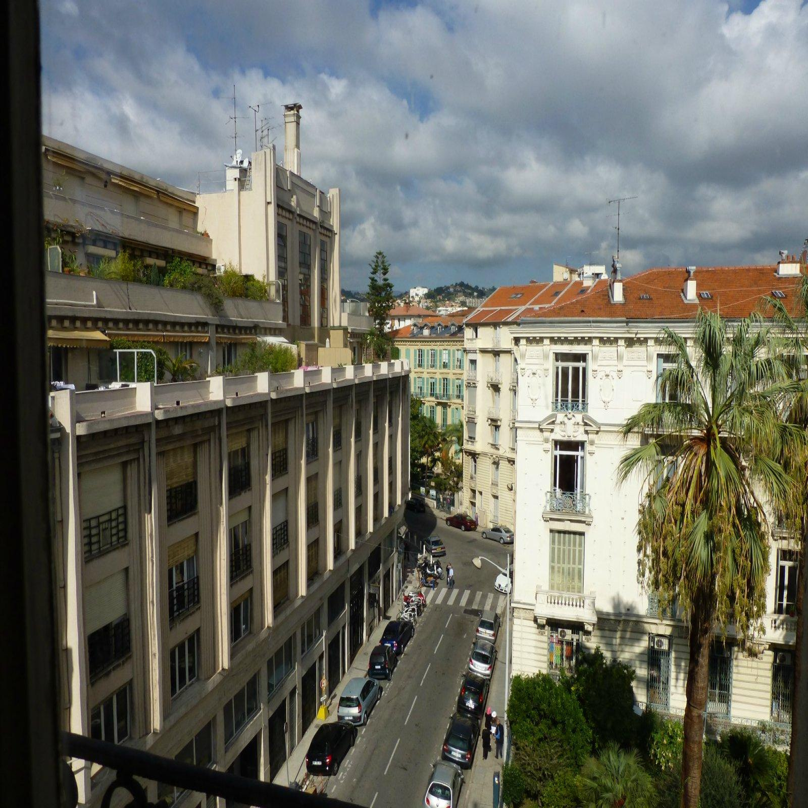 location T3/4 / ALPHONSE KARR