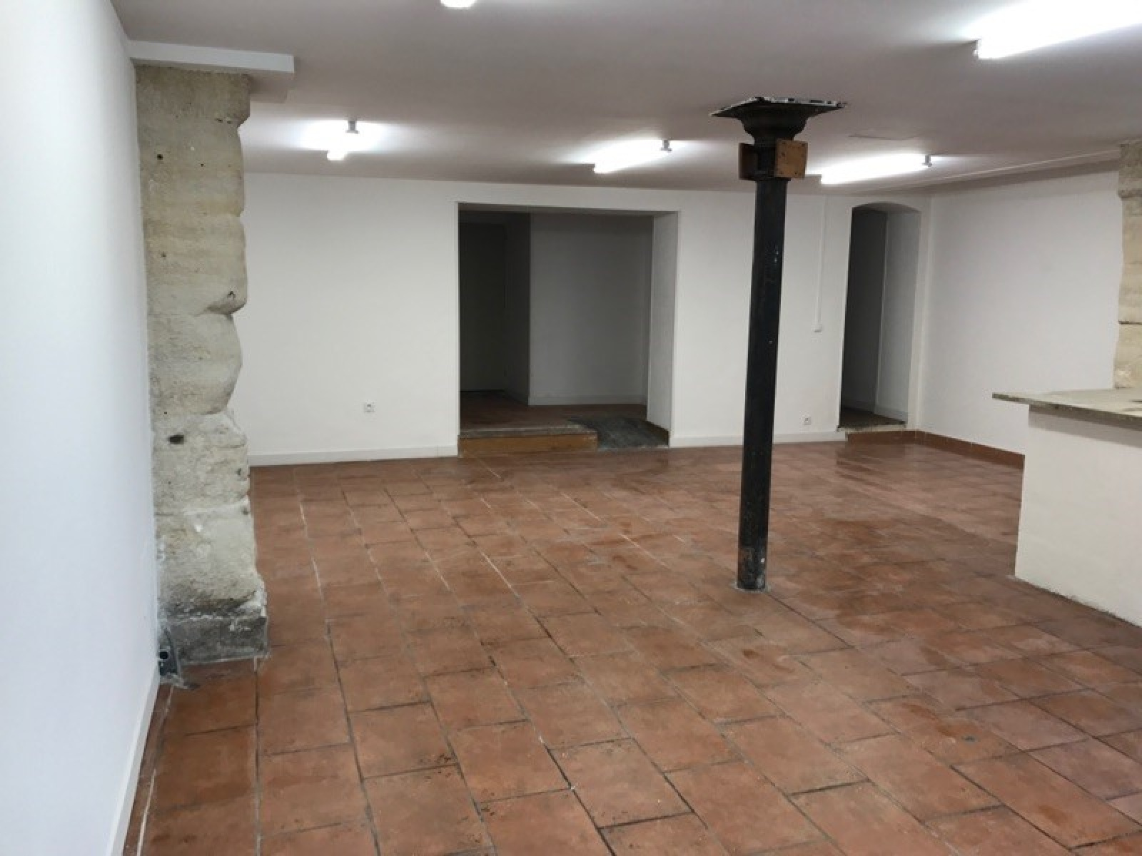 Image_, Local commercial, Nîmes, ref
                        :GES10540001-939