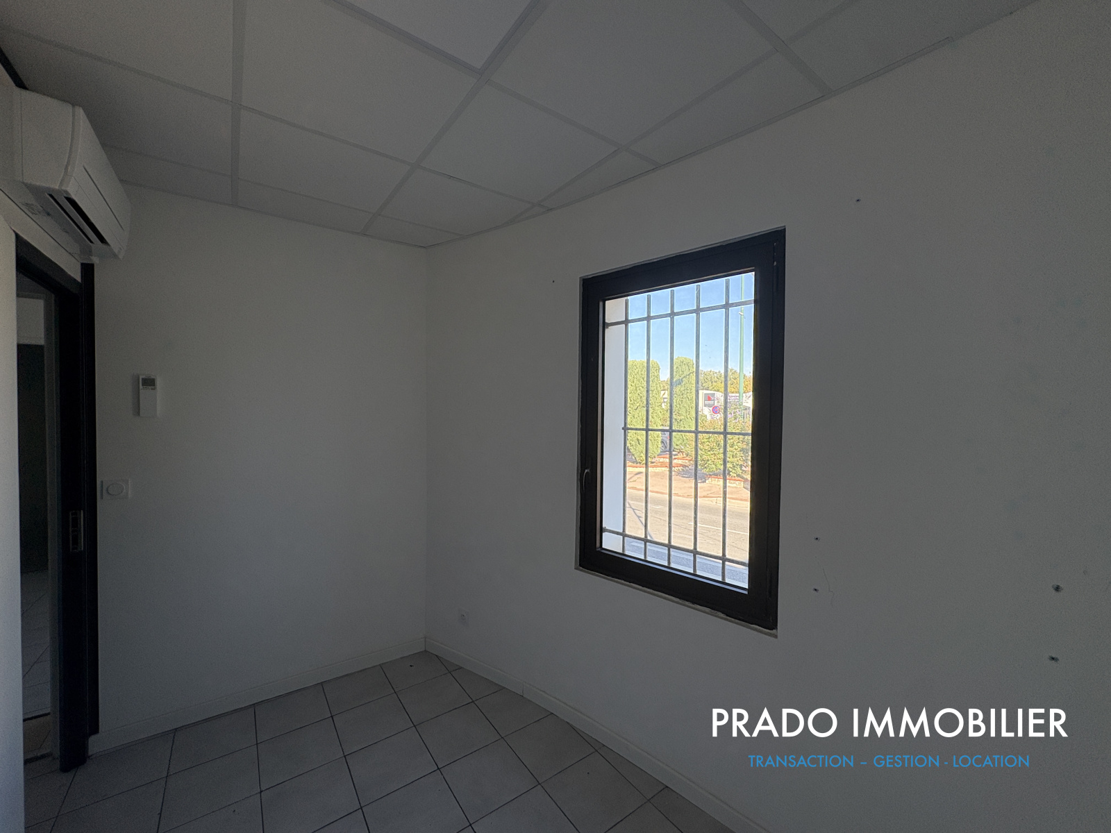 Image_, Local commercial, La Penne-sur-Huveaune, ref
                        :