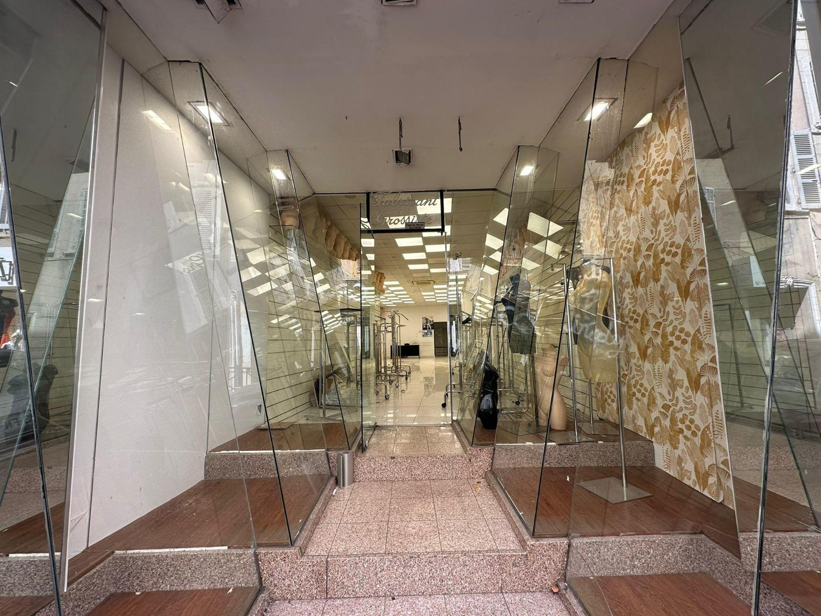 Image_, Local professionnel, Marseille, ref
                        :GES02640370-939