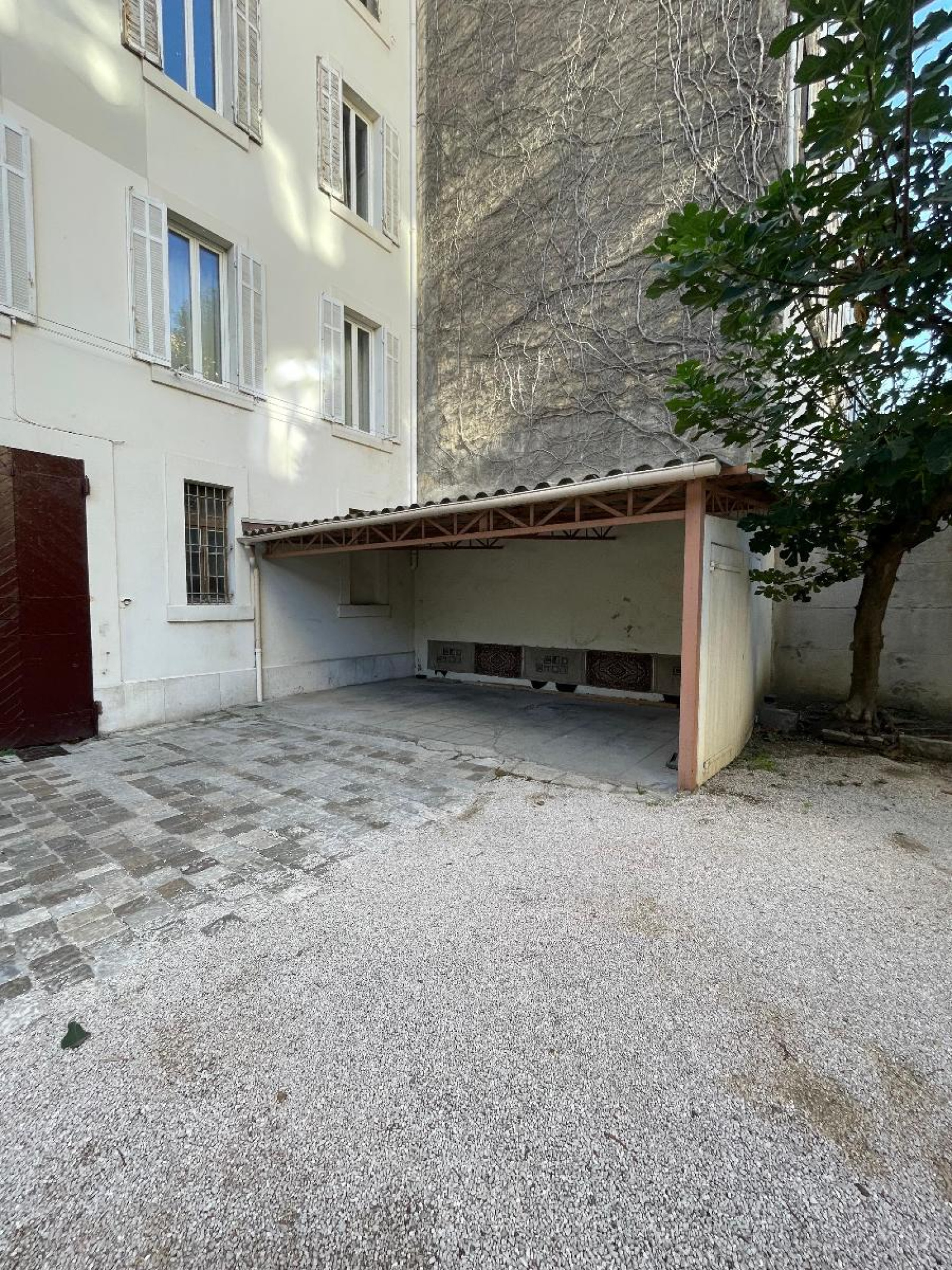 Image_, Parking, Marseille, ref
                        :GES08490004-939