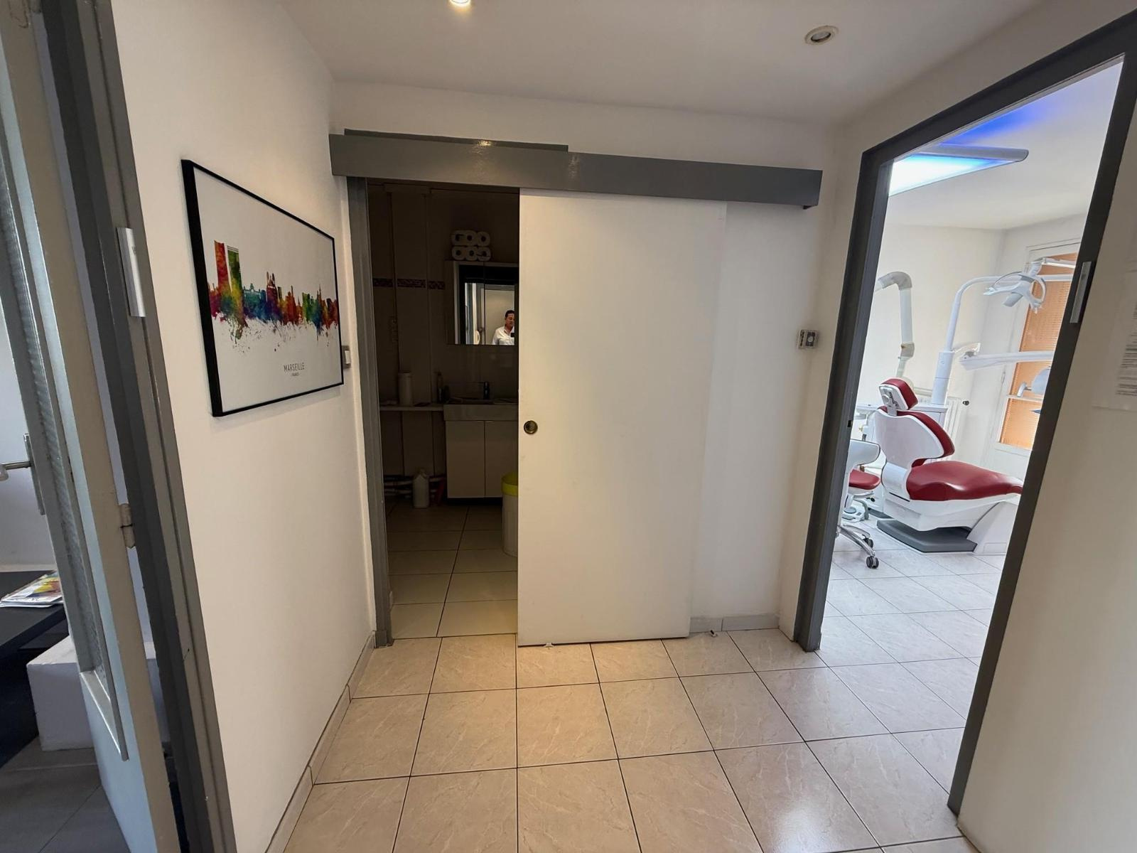 Image_, Local professionnel, Marseille, ref
                        :LLOC100761