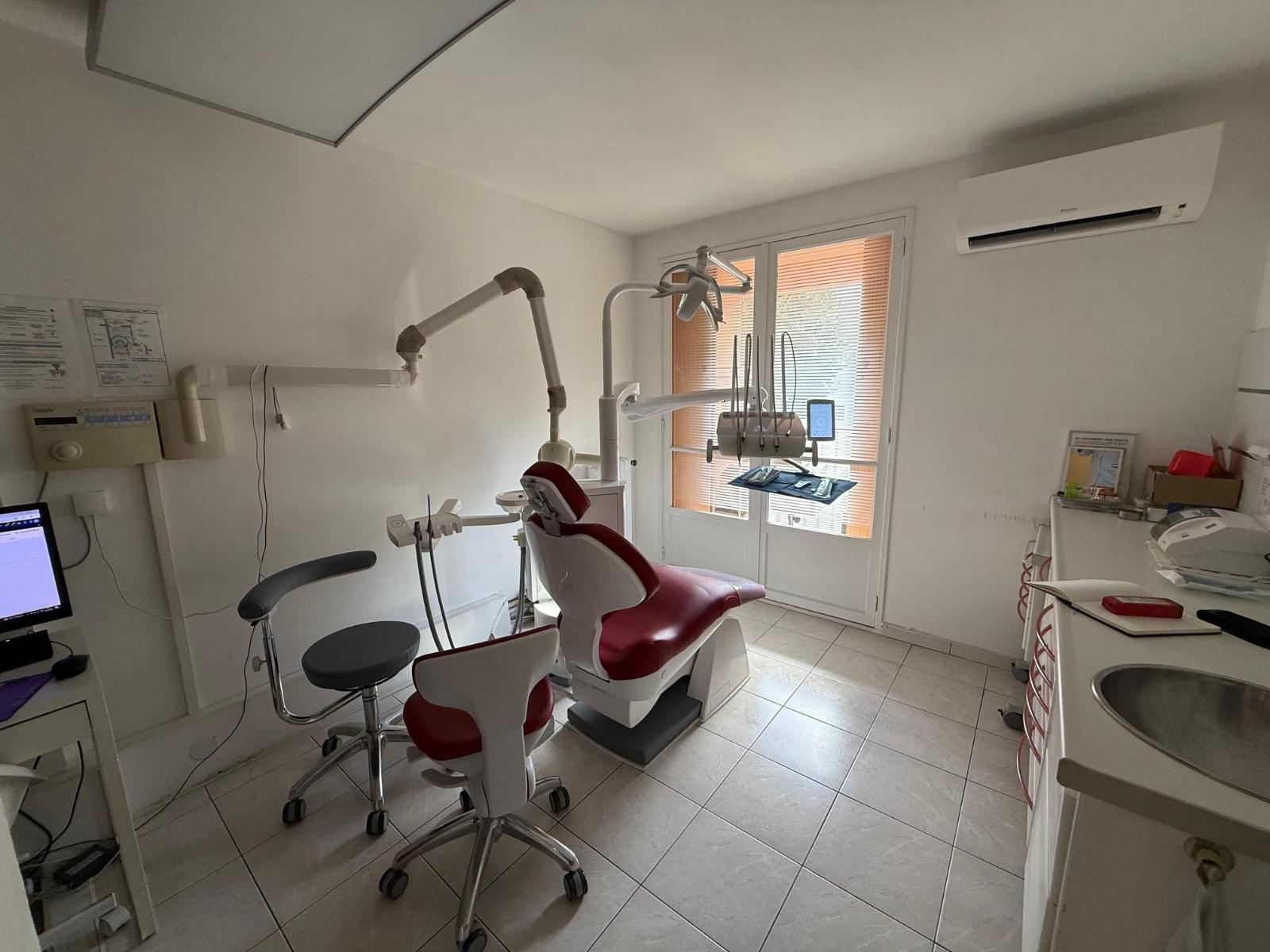 Image_, Local professionnel, Marseille, ref
                        :LLOC100761