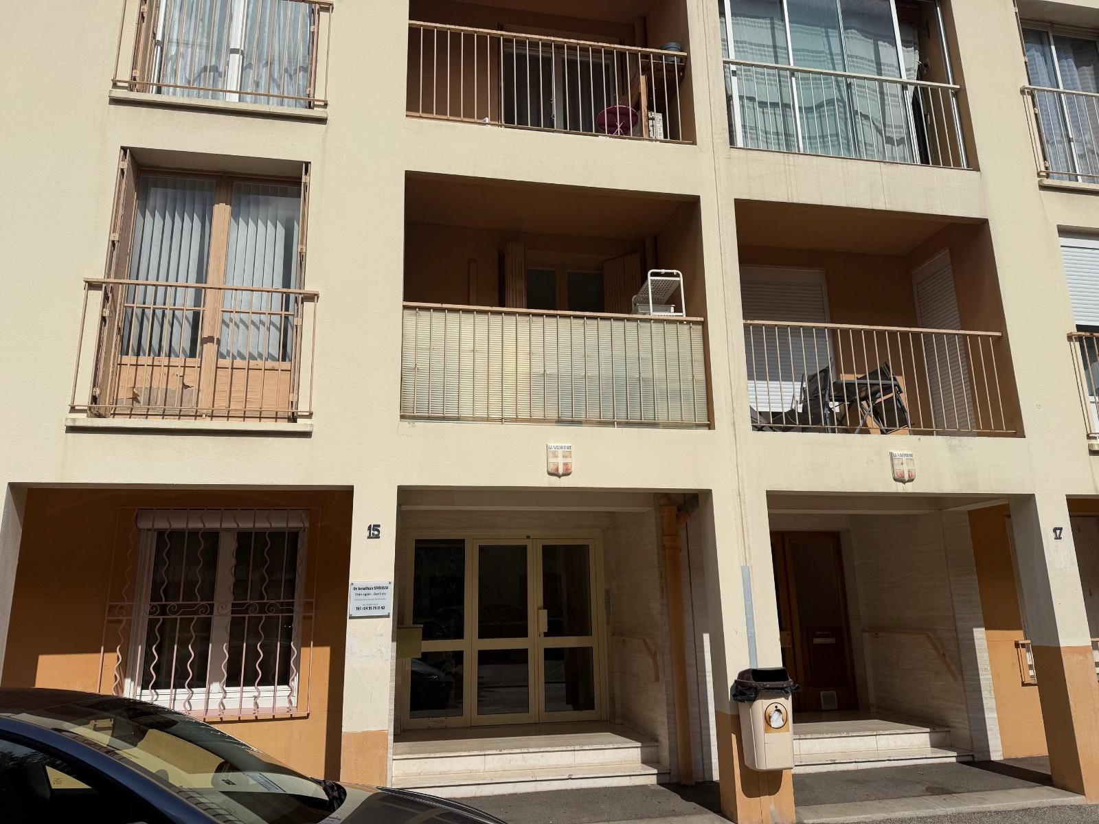 Image_, Local professionnel, Marseille, ref
                        :LLOC100761